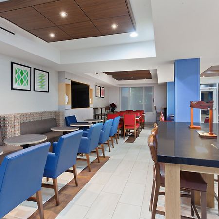 Holiday Inn Express Elk Grove West I-5 By Ihg Exterior photo
