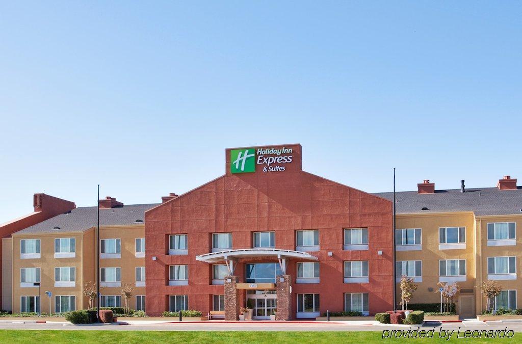 Holiday Inn Express Elk Grove West I-5 By Ihg Exterior photo